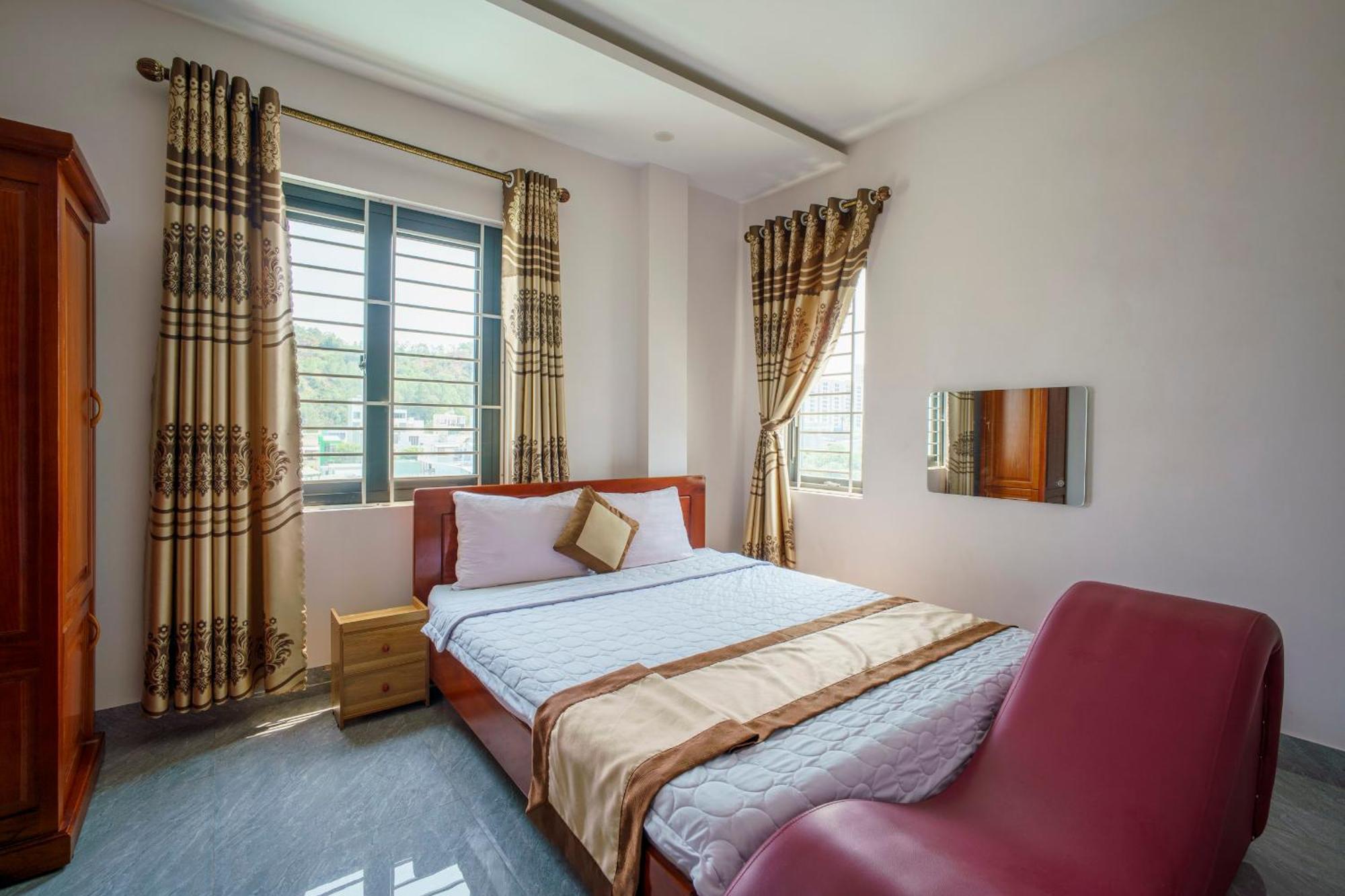 Phu Xuan Hotel Куи Нхон Екстериор снимка